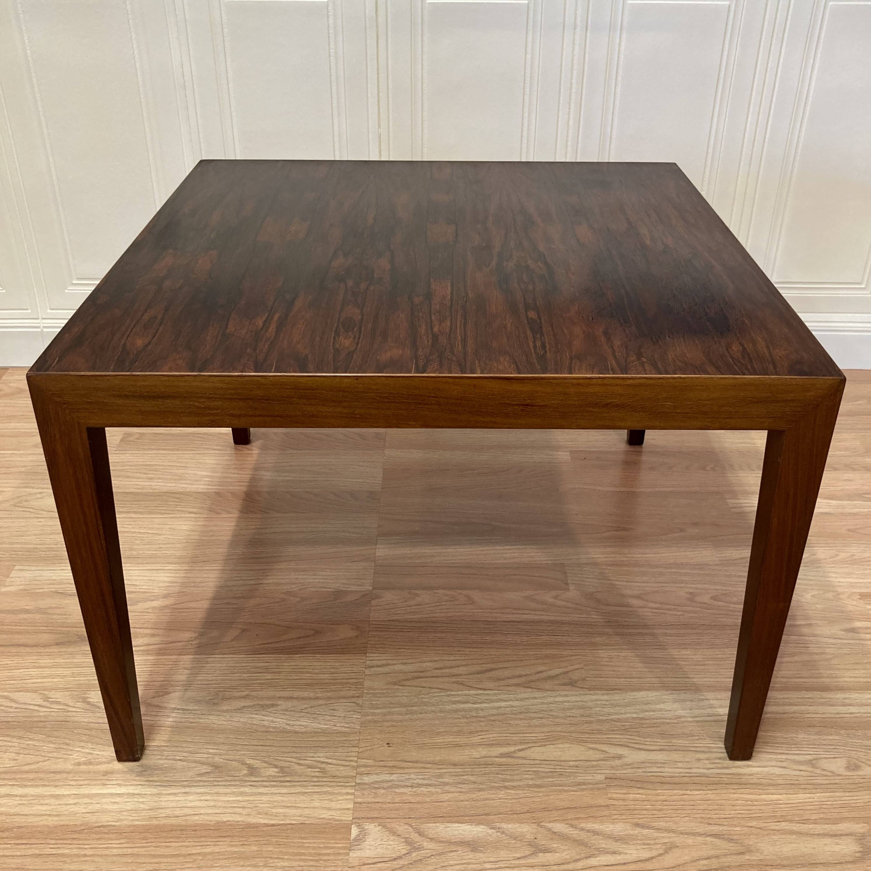 Table basse design et estampille scandinave "Severin Hansen" 1950.