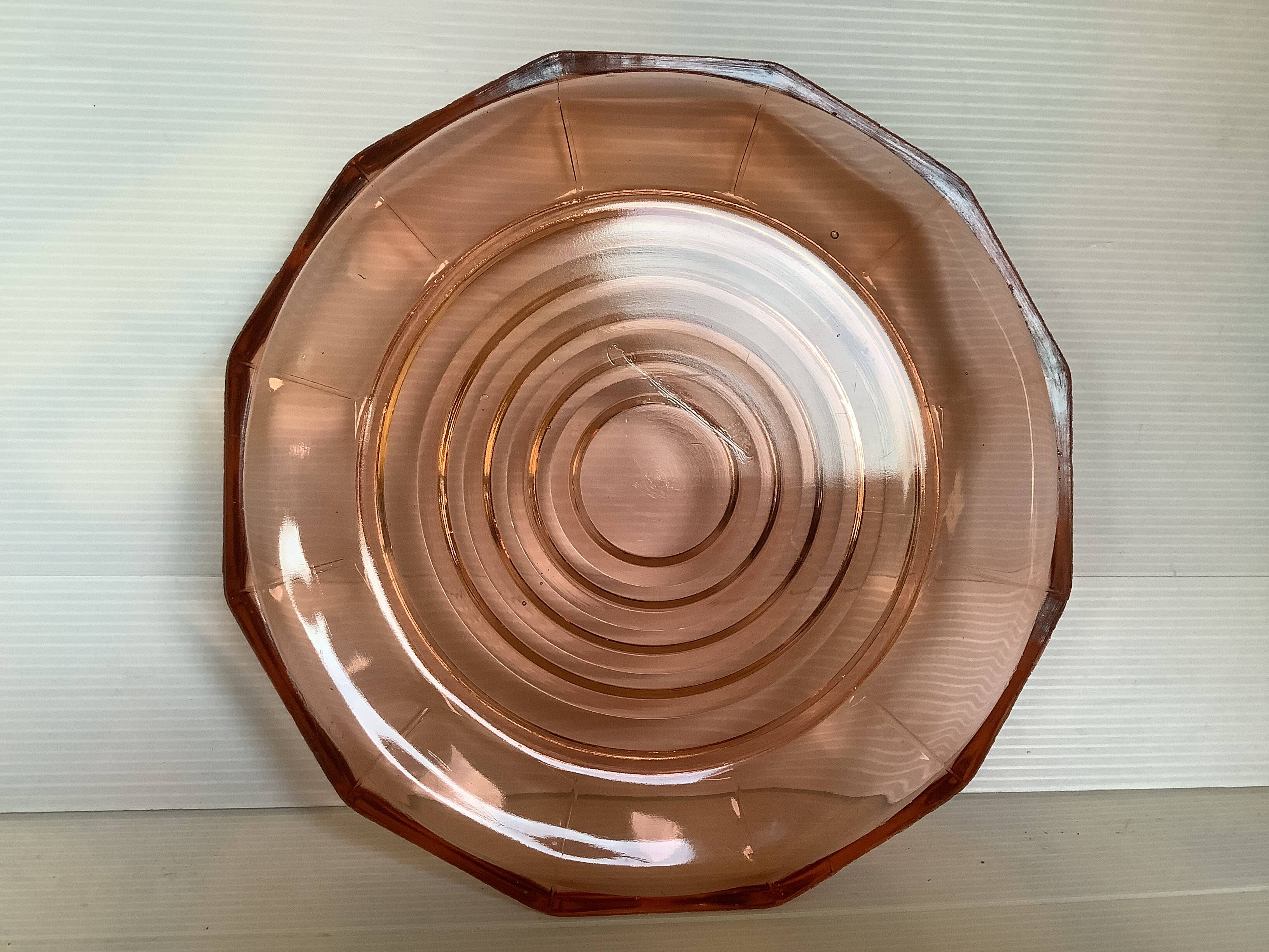 Faceted dish in pink glass Rosaline style