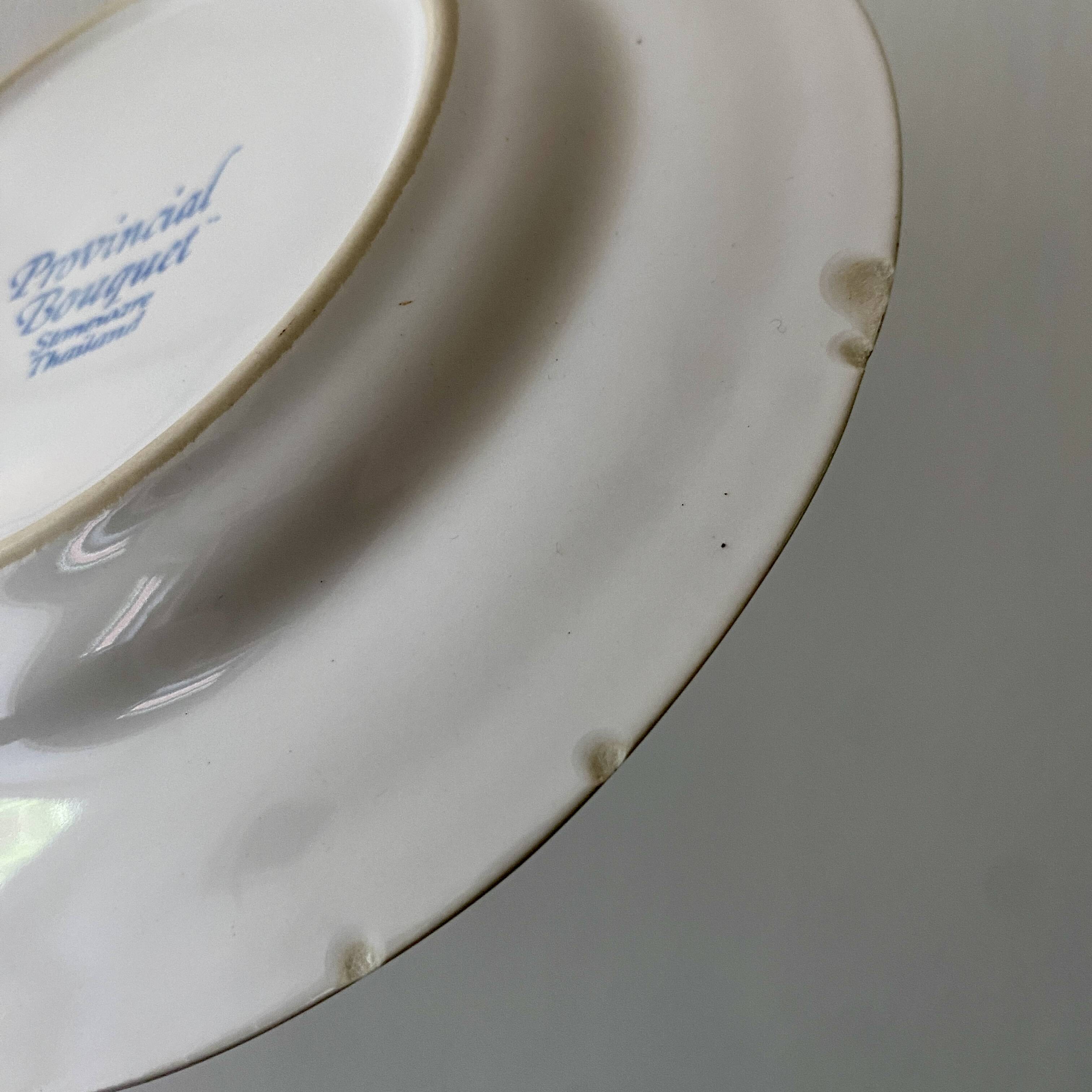 Set of 6 vintage dessert plates