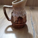 Wine pitcher