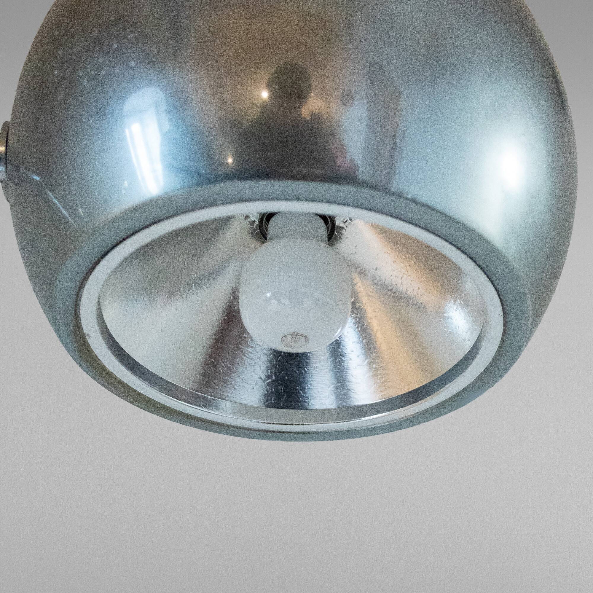 Lampadaire en métal chromé, Italie années 1960