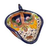 Empty pocket with floral patterns in the shape of a leaf