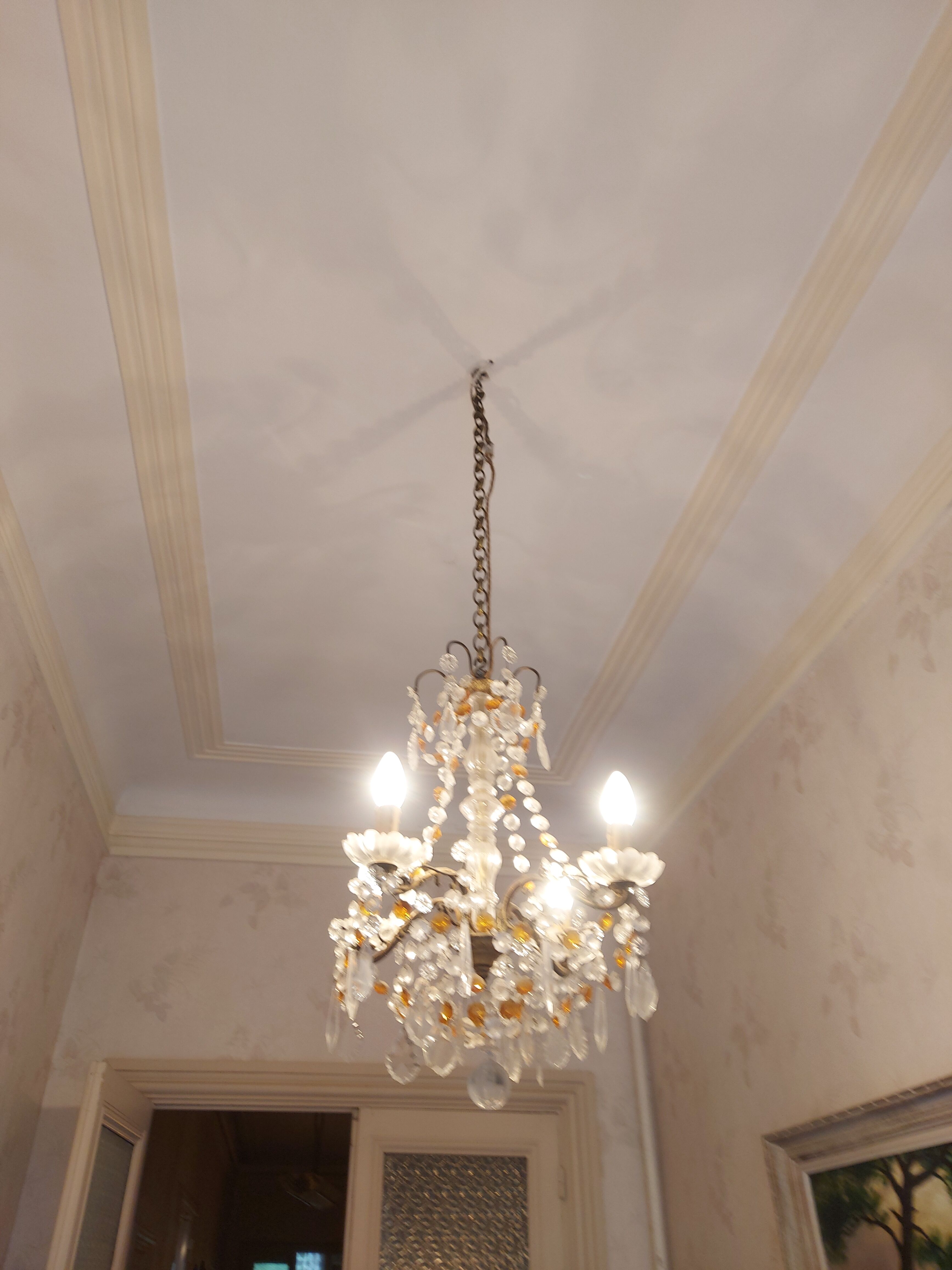 Chandelier to, colored crystal tassels