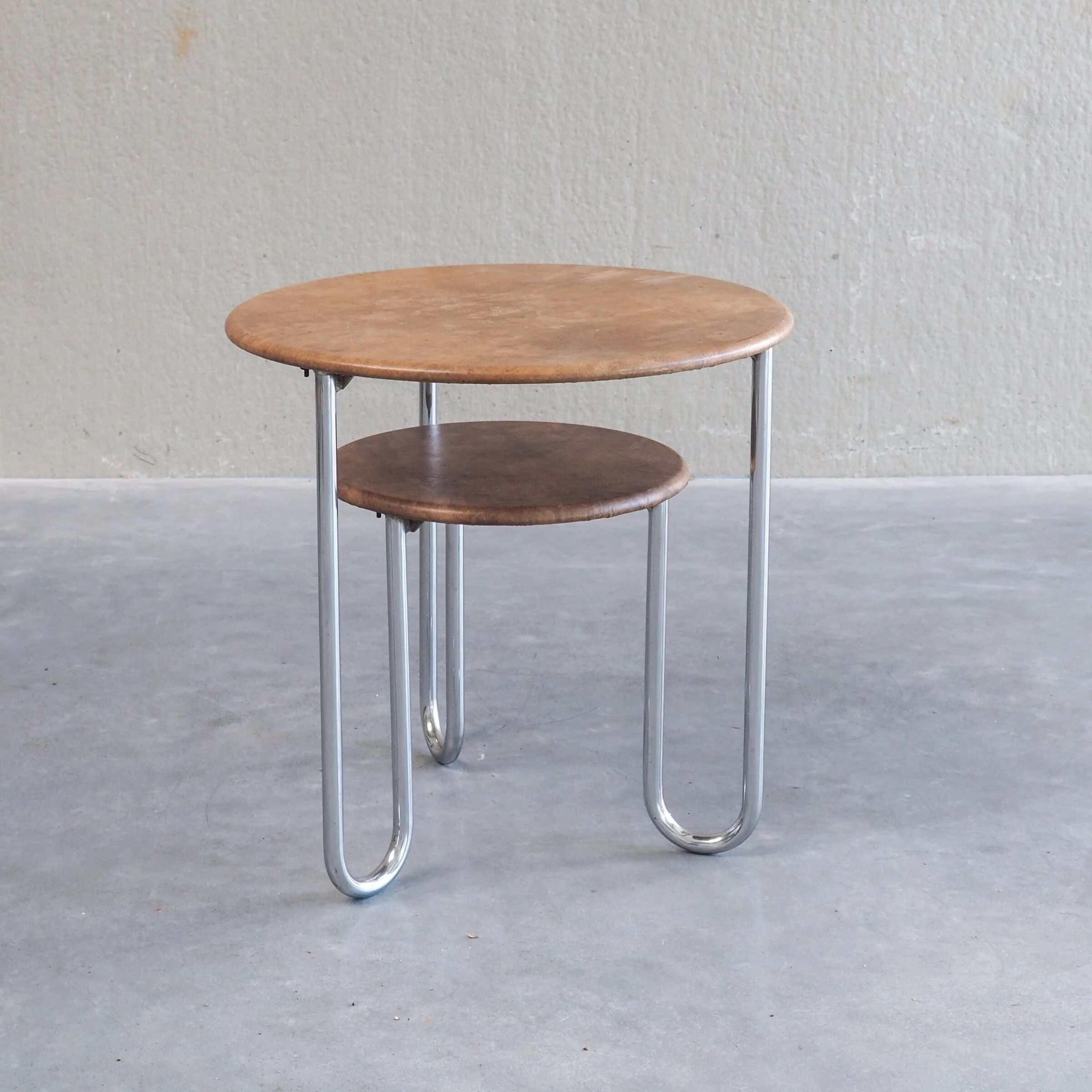 Bauhaus two-tier side table