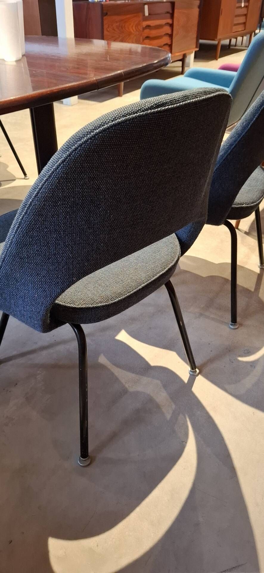 Set of 4 72CC Executive Eero Saarinen chairs for Knoll – Mid-Century Modern