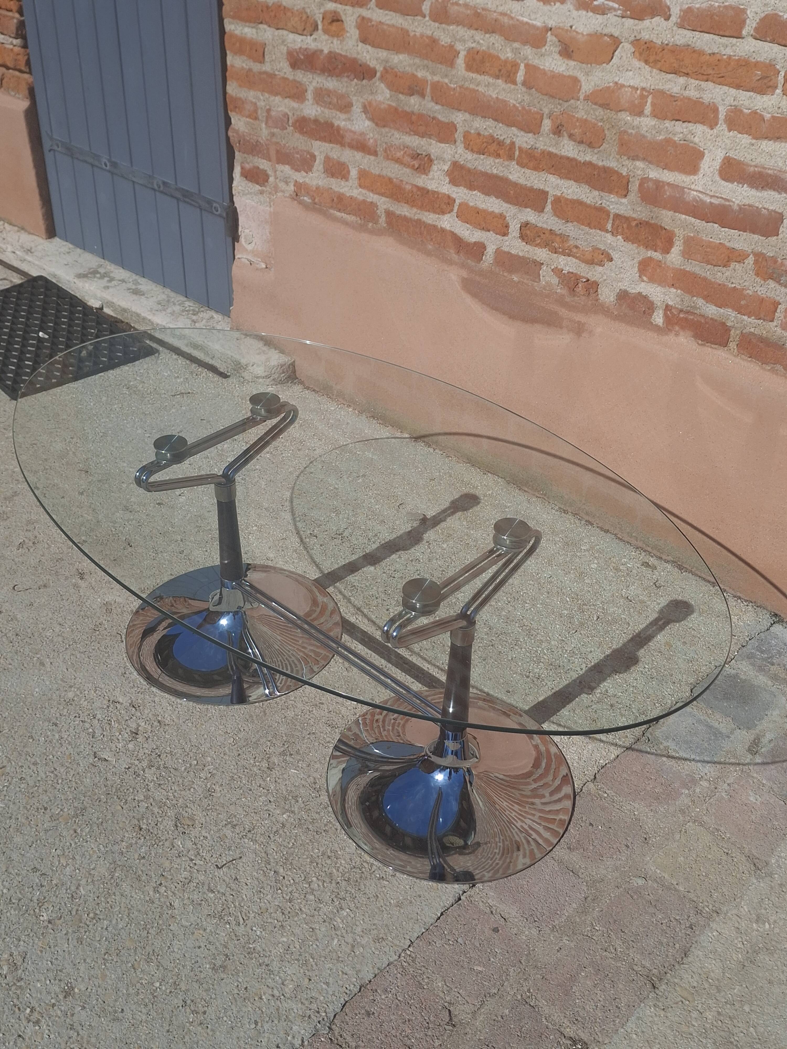 Oval glass coffee table from the 1970s.