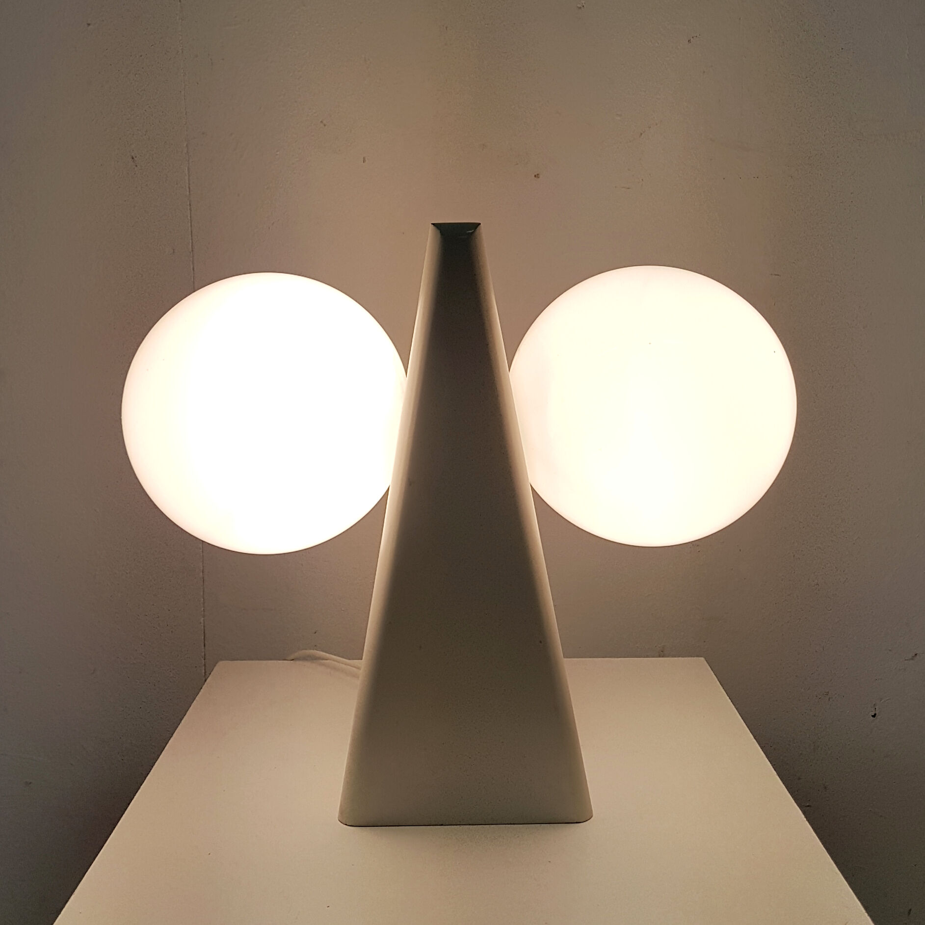 1980 delta table lamp