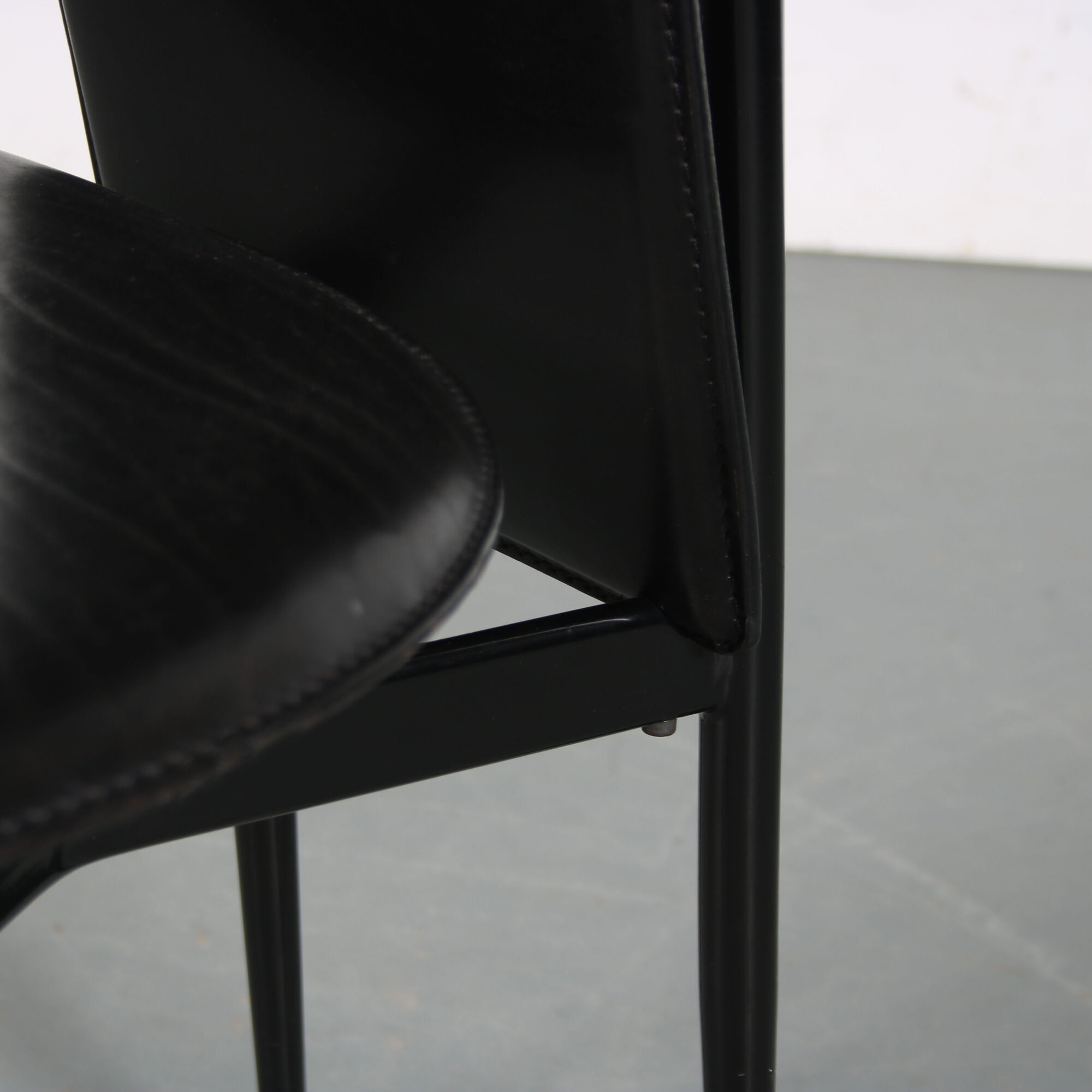 1980s Dining chairs by Giancarlo Vegni for Fasem, Italy