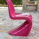 Pair of S-shaped chairs in fuchsia fibreglass – Space Age style