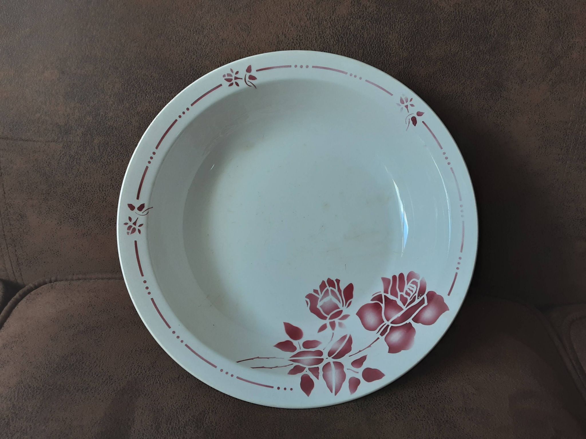 St Amand salad bowl