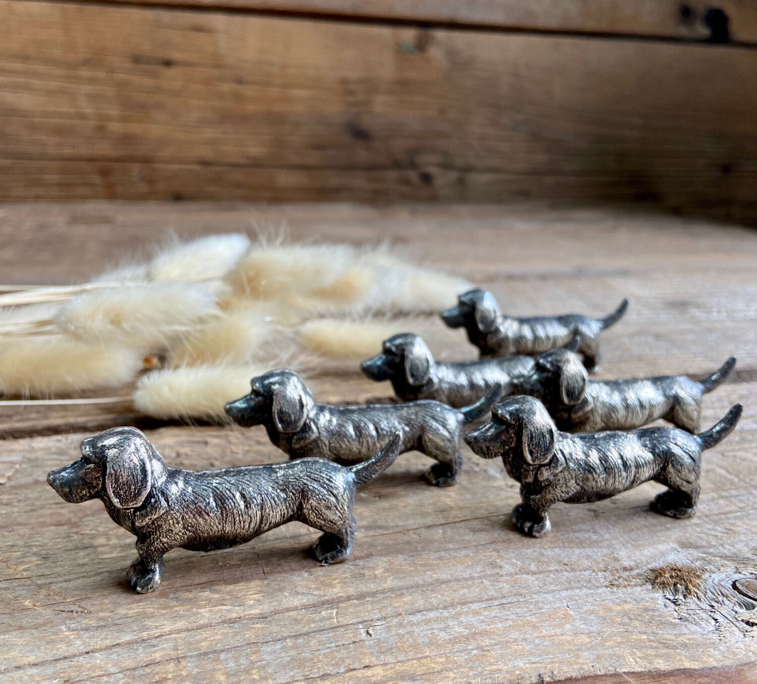6 vintage dog knife holders