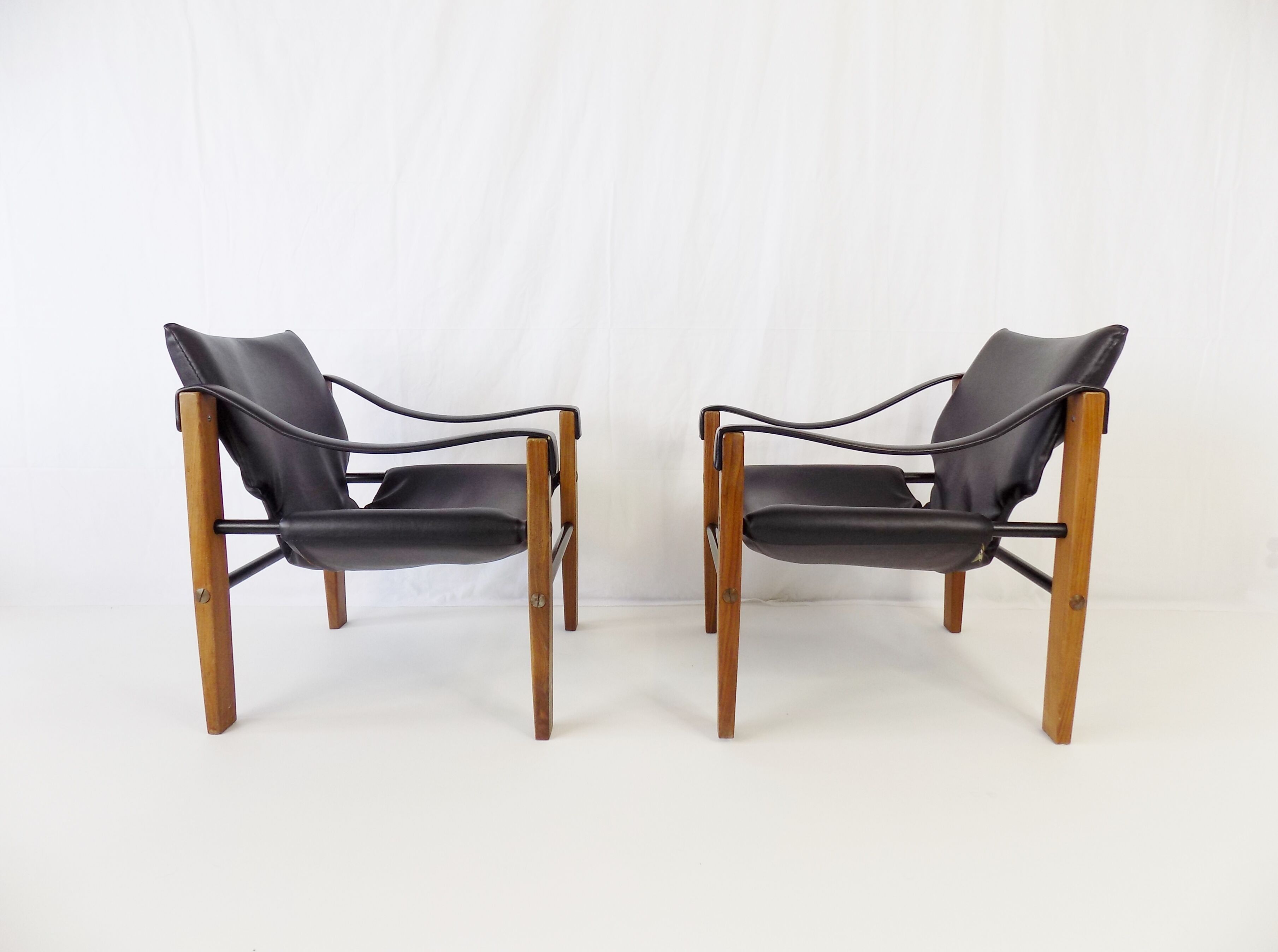 Arkana Set of 2 Safari Chairs by Maurice Burke