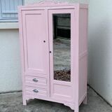 Parisian hotel wardrobe 1930