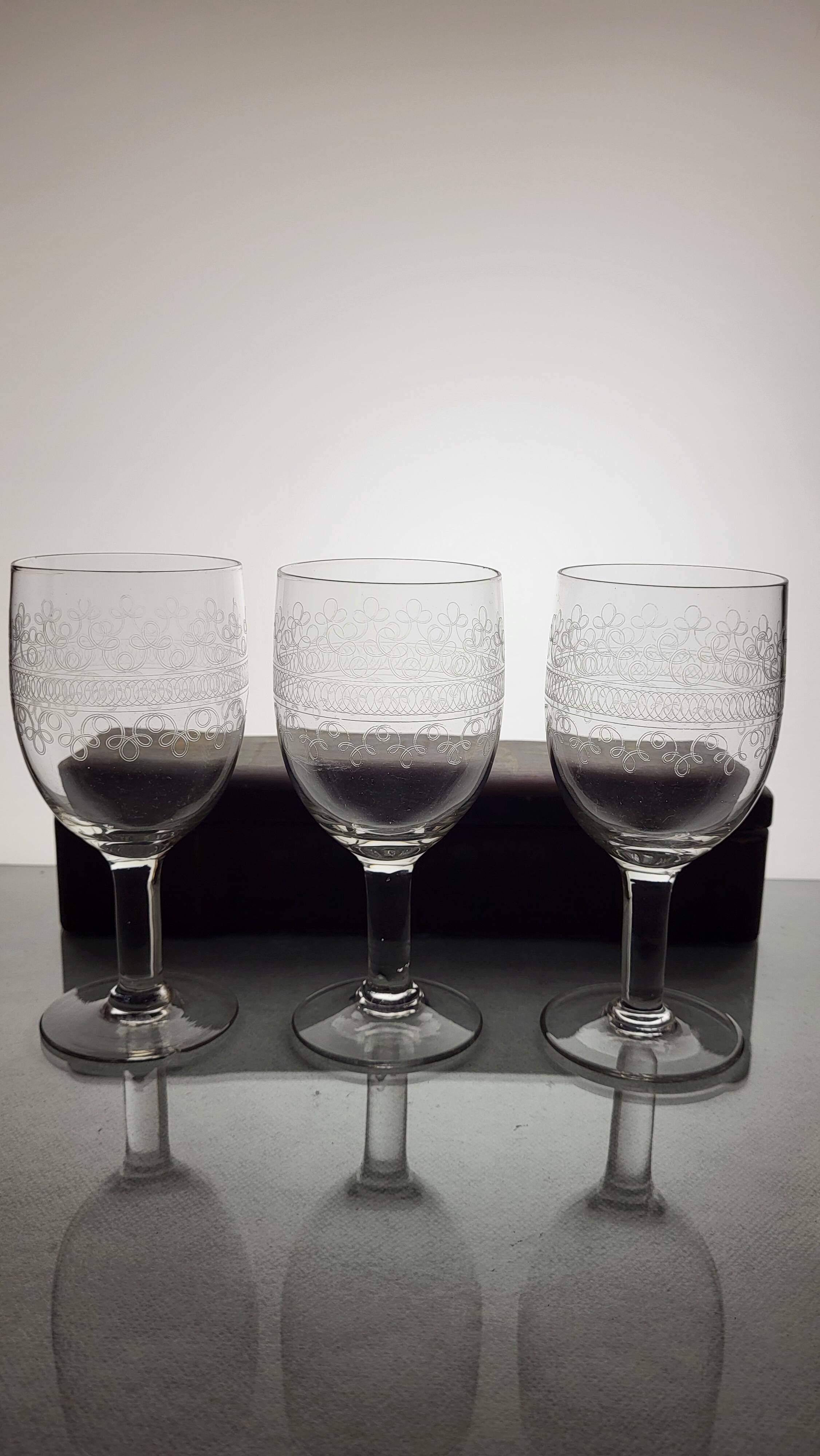 6 mismatched old wine/water glasses from the early 20th century.