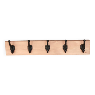 Wooden coat rack with 5 metal hooks