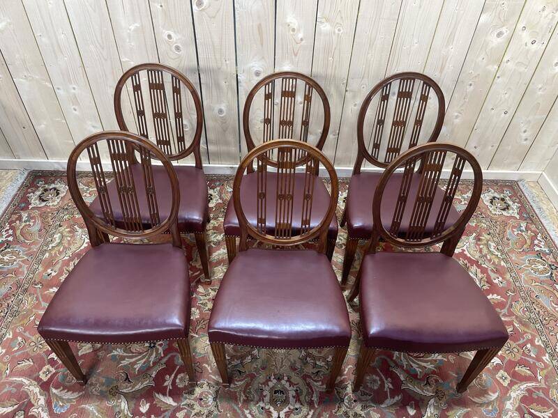 Suite de 6 chaises de style Louis XVI bordeaux