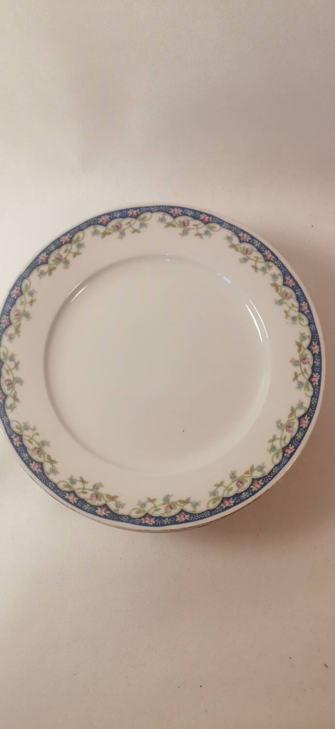 Very beautiful Limoges Porcelain Tea or COFFEE Service 18 pieces