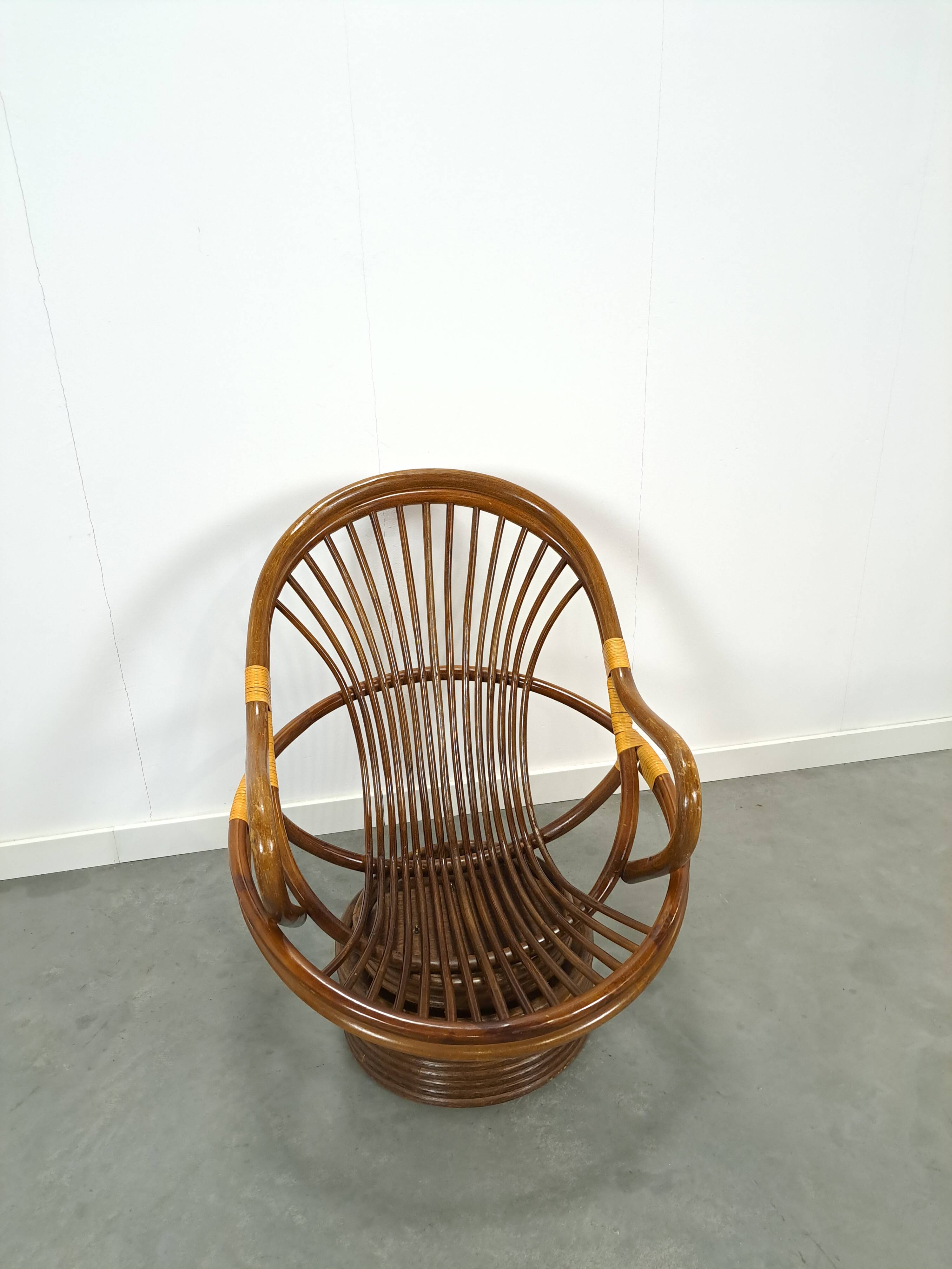 Rotan manou draai stoel