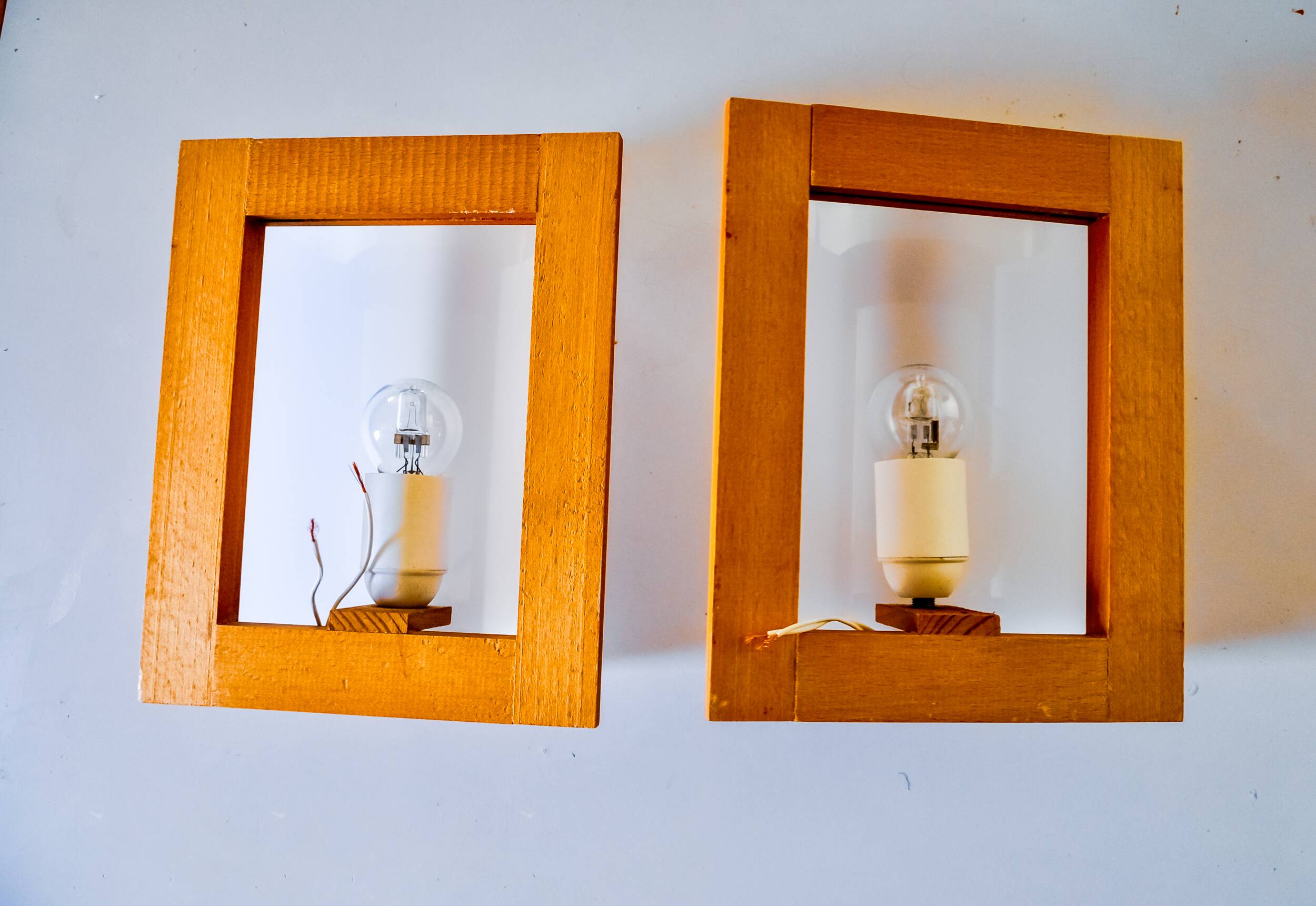 Pair of pine and methacrylate wall lights, Spain 1980