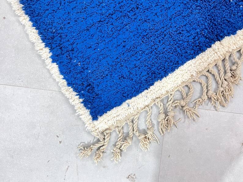Handmade Berber rug 250cmx150cm