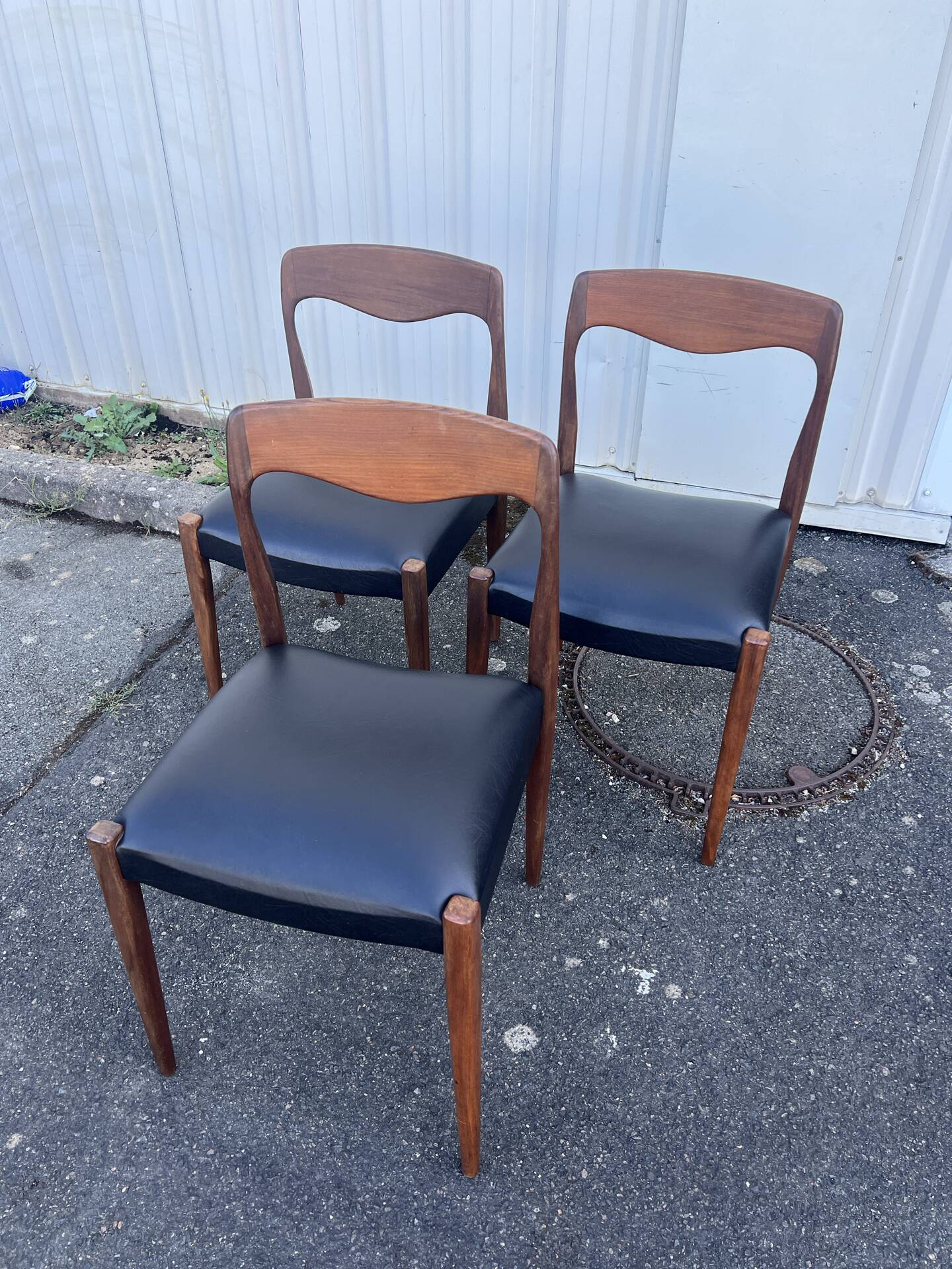 Scandinavian teak chair with black leatherette — Otto Møller style, 1960s