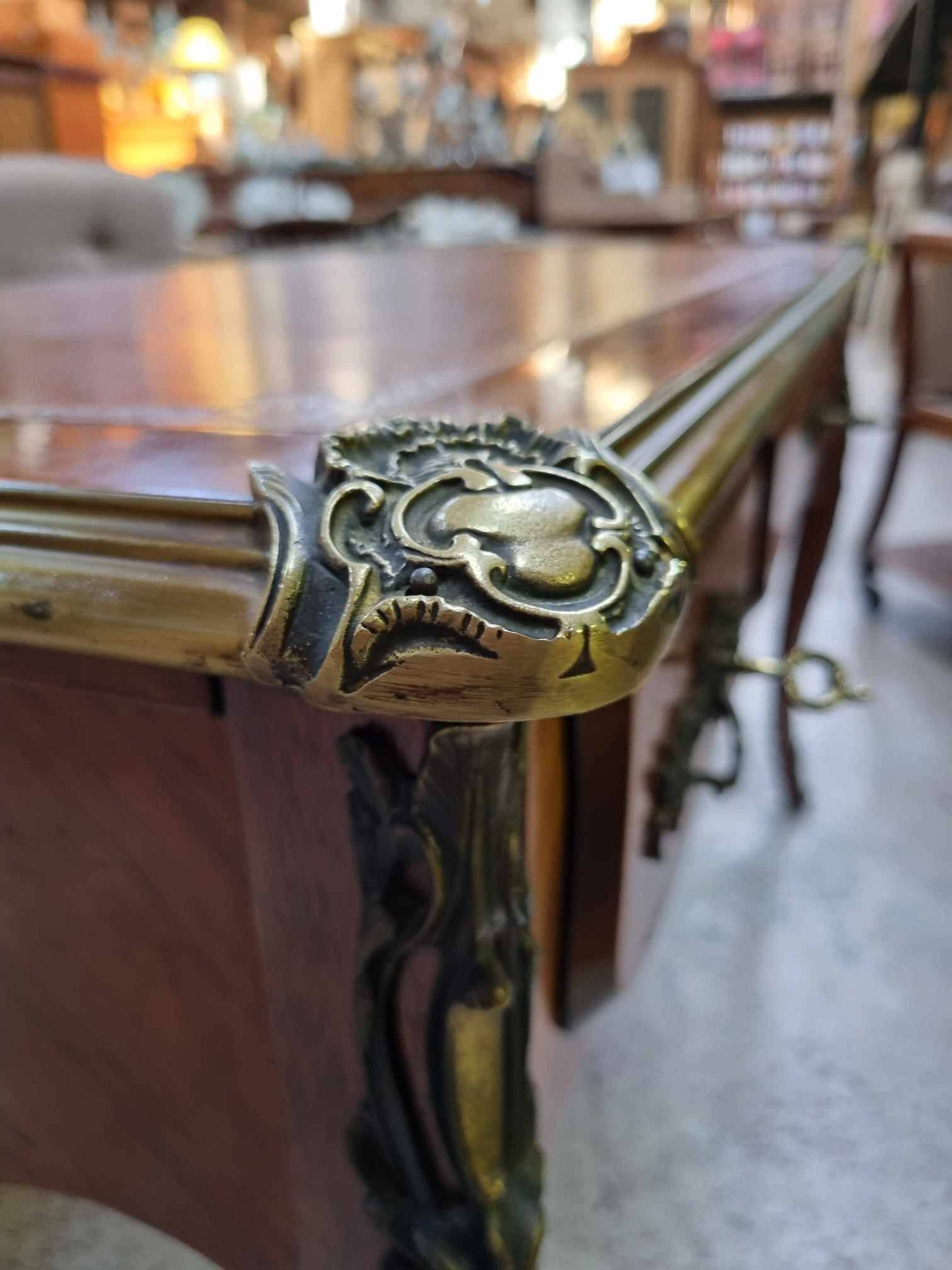 Louis XV desk