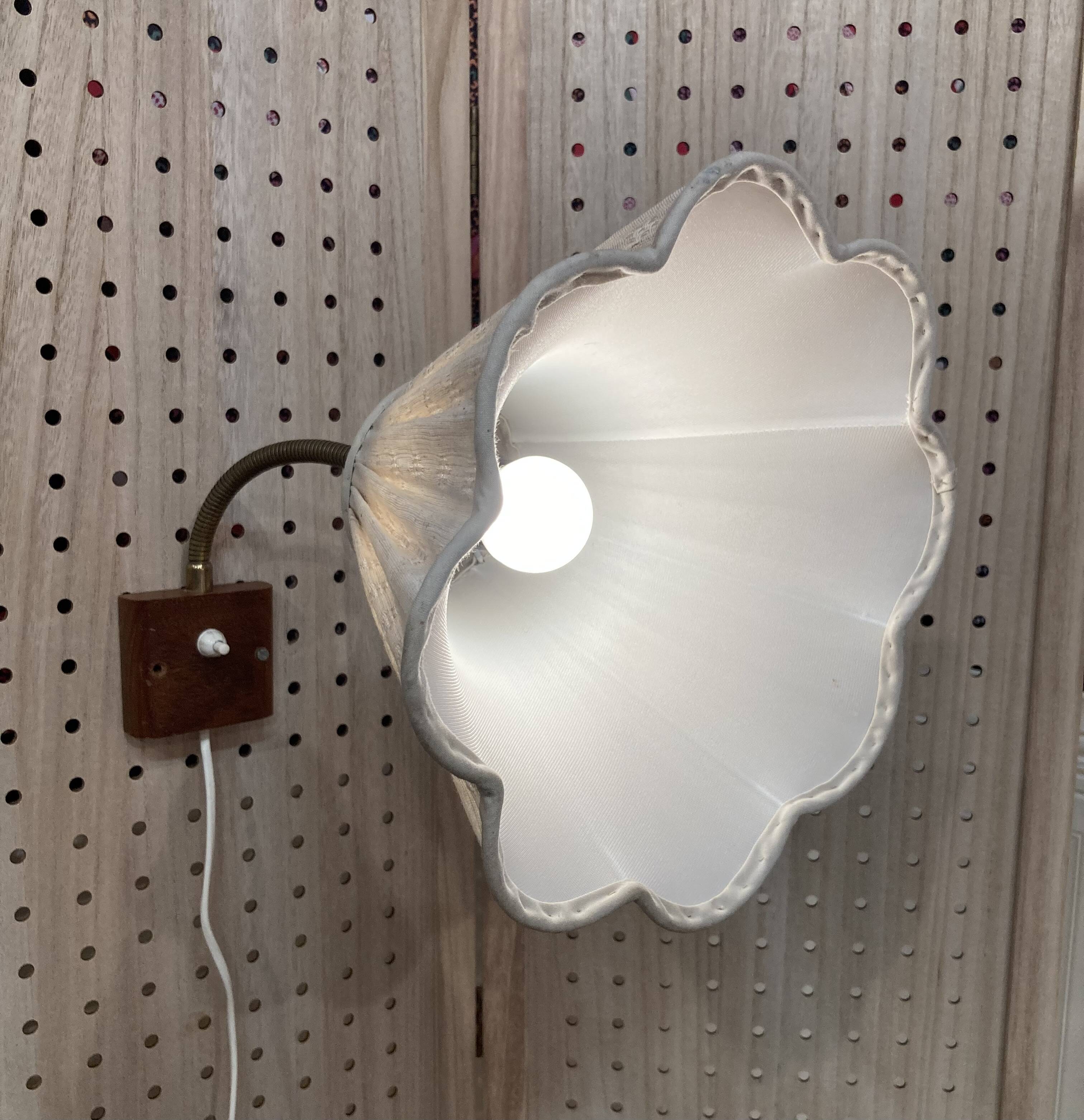 MODULAR SCANDINAVIAN APPLIQUE "1950 DESIGN".