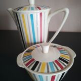 Vintage teapot and sugar bowl