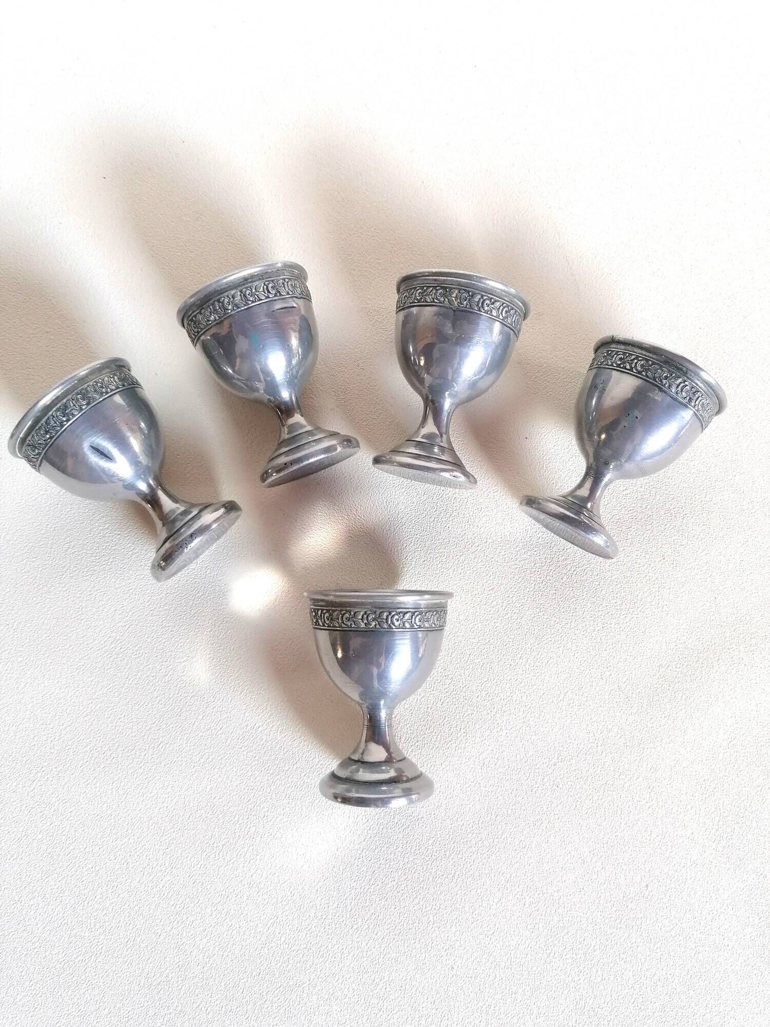 Lot de 5 coquetiers en aluminium années 30