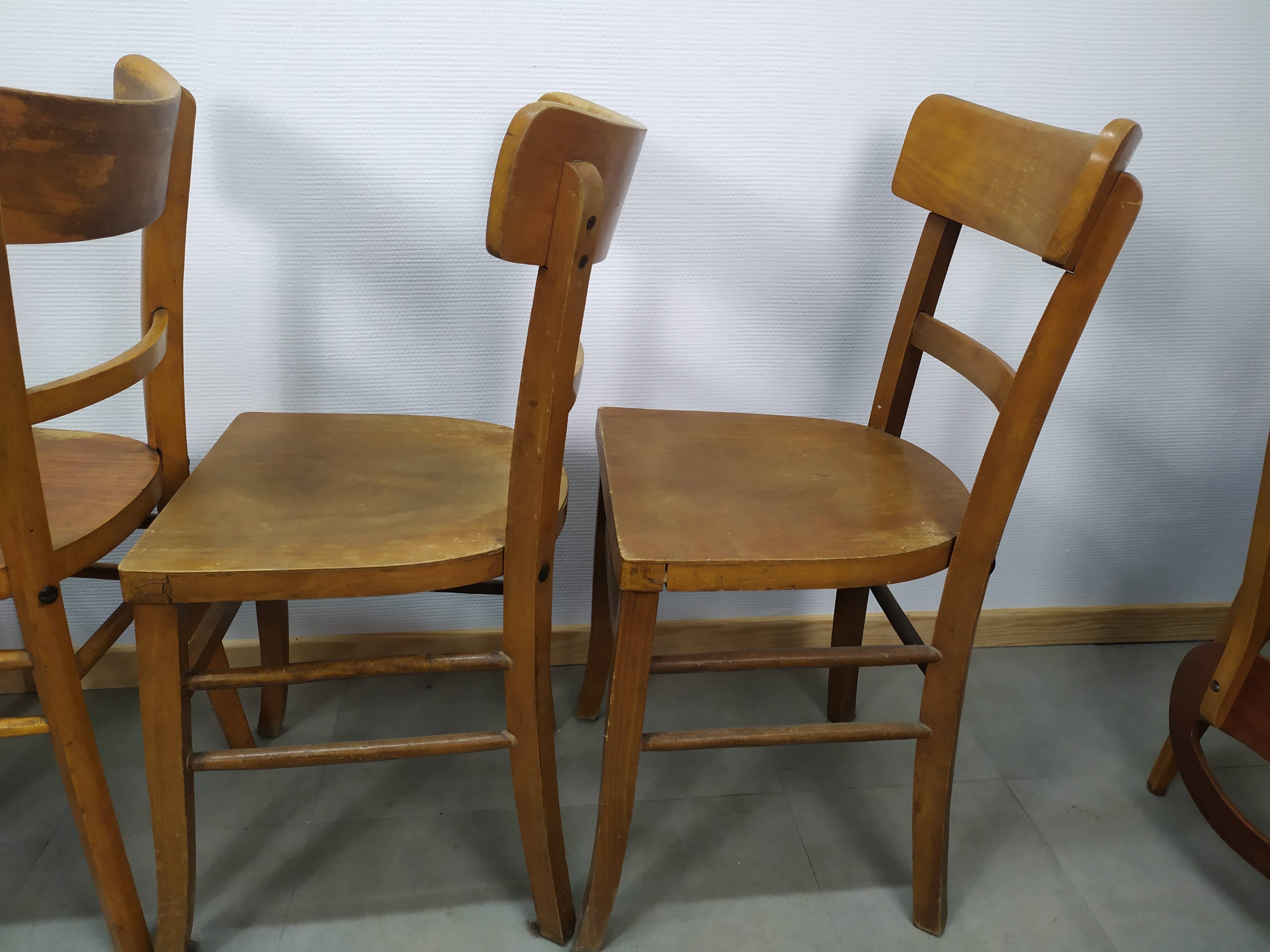Set of 4 vintage wooden bistro chair