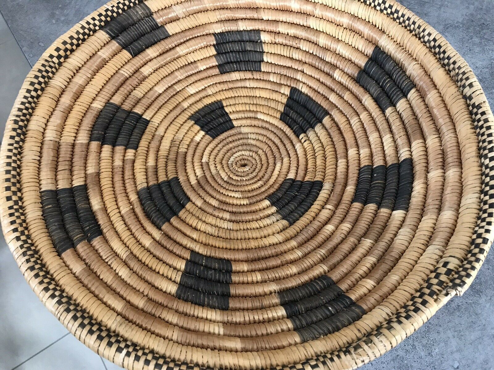 Basket straw bowl origin African hand weave 34 cm
