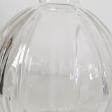 Carafe boule verre blanc ancienne
