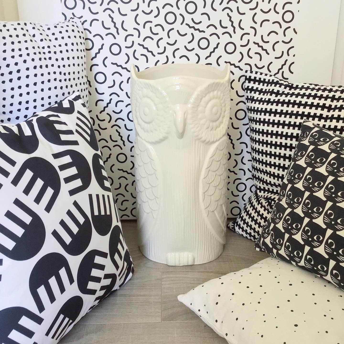 Vintage ceramic owl umbrella holder