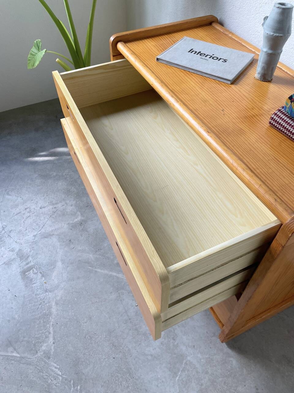 1980s pine chest of drawers
