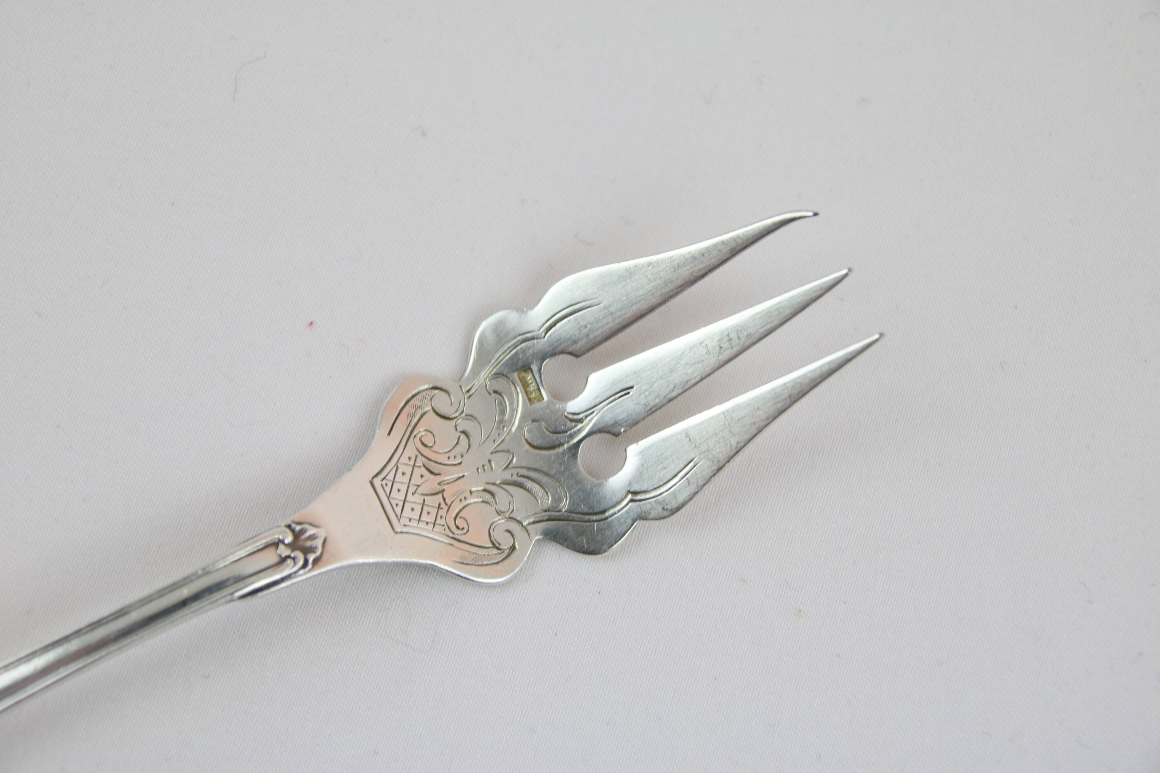 Chiseled Hors D'oeuvre Service In Swiss Silver Metal