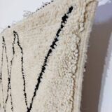 Handmade Moroccan Berber rug beni ouarain 317 X 184 CM