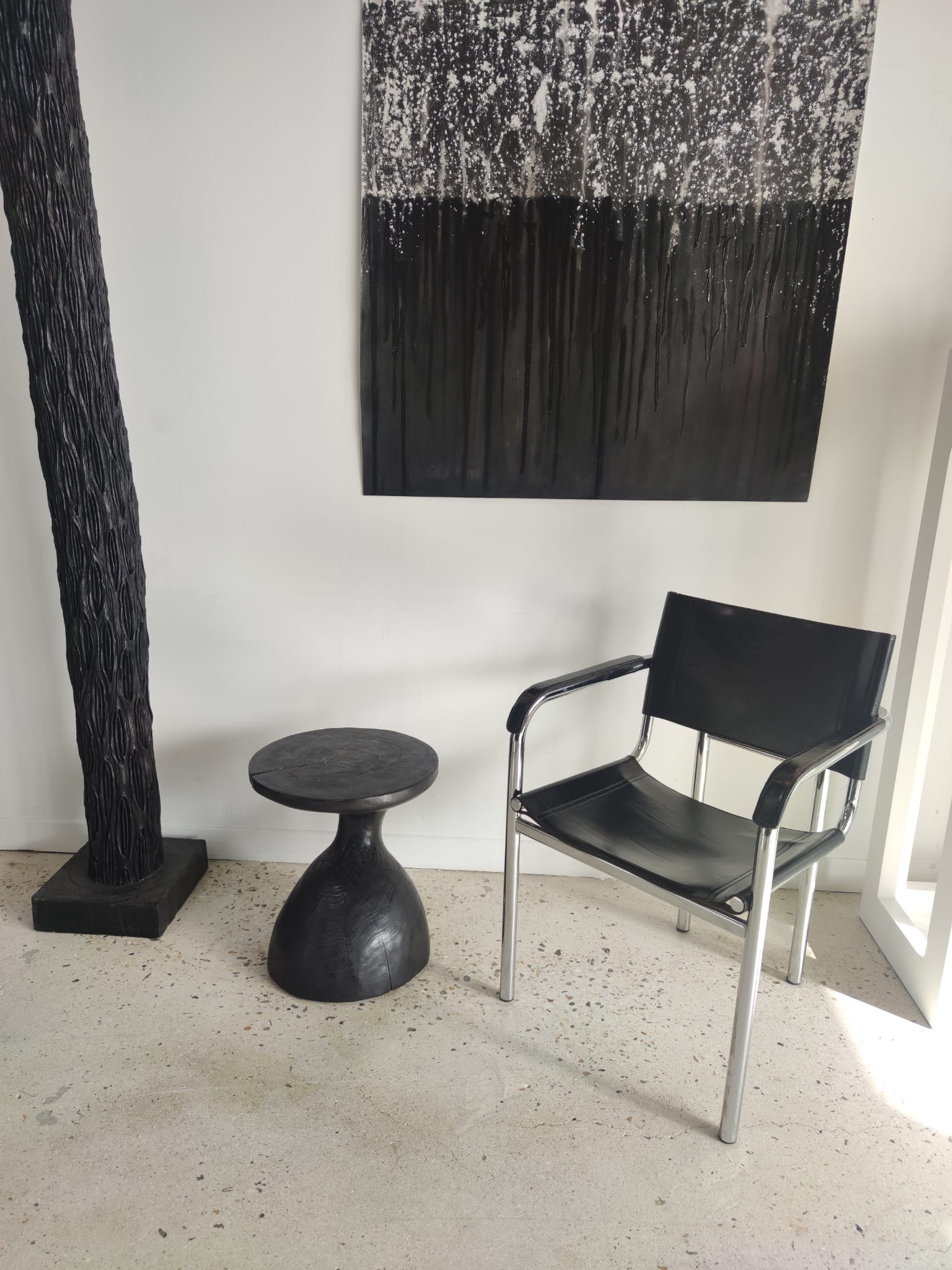 Sofa end in solid wood monoxyl organic shape black color