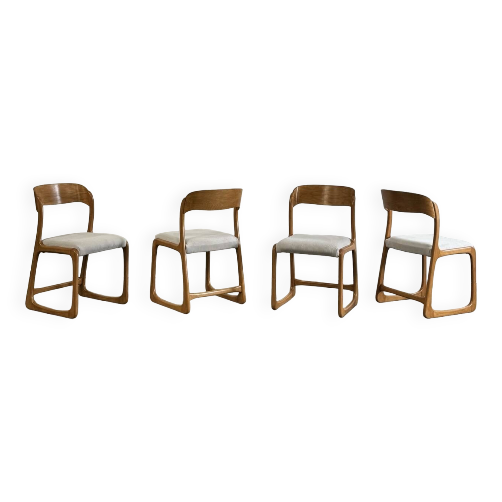 Set of 4 vintage Baumann sled chairs in ecru velvet