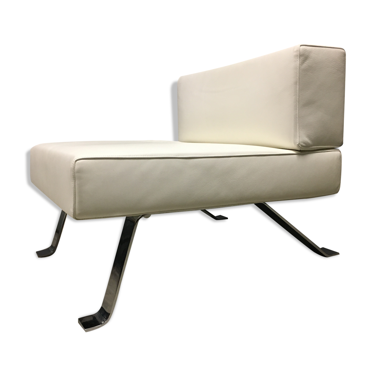 Charlotte Perriand 512 Ombra lounge chair for Cassina