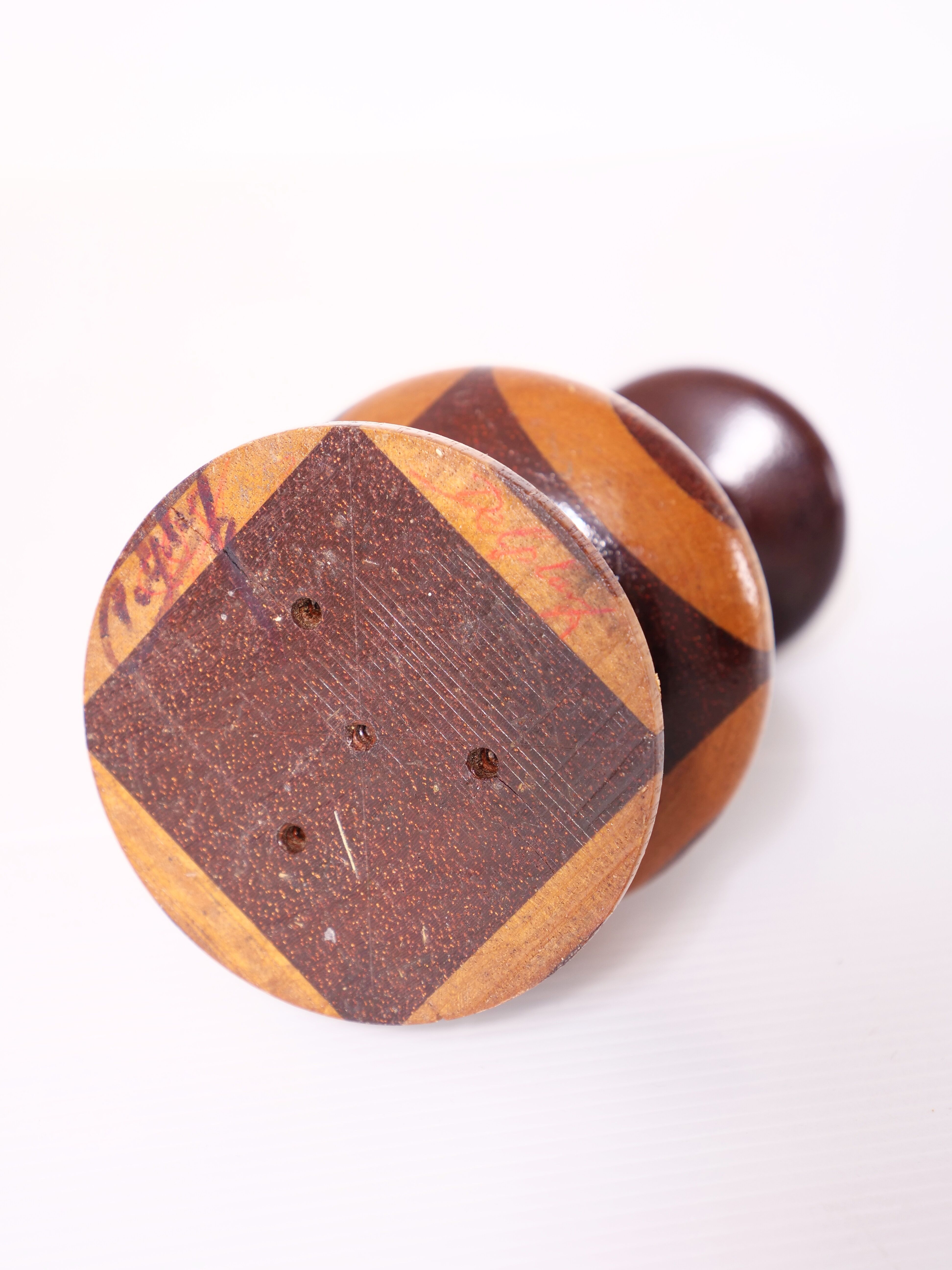 Artistic soliflore wooden turned assembly