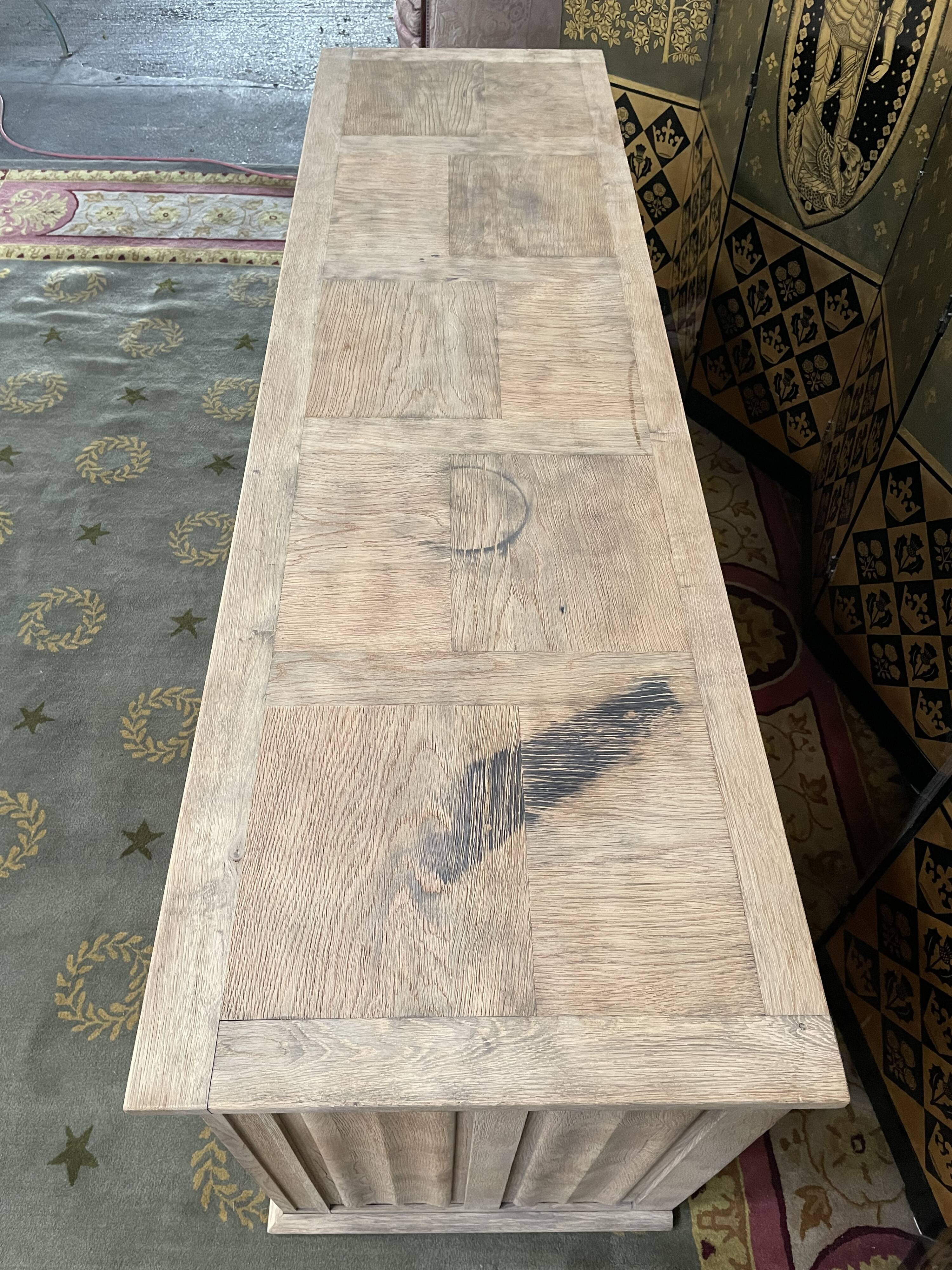 Aero gummed solid oak sideboard