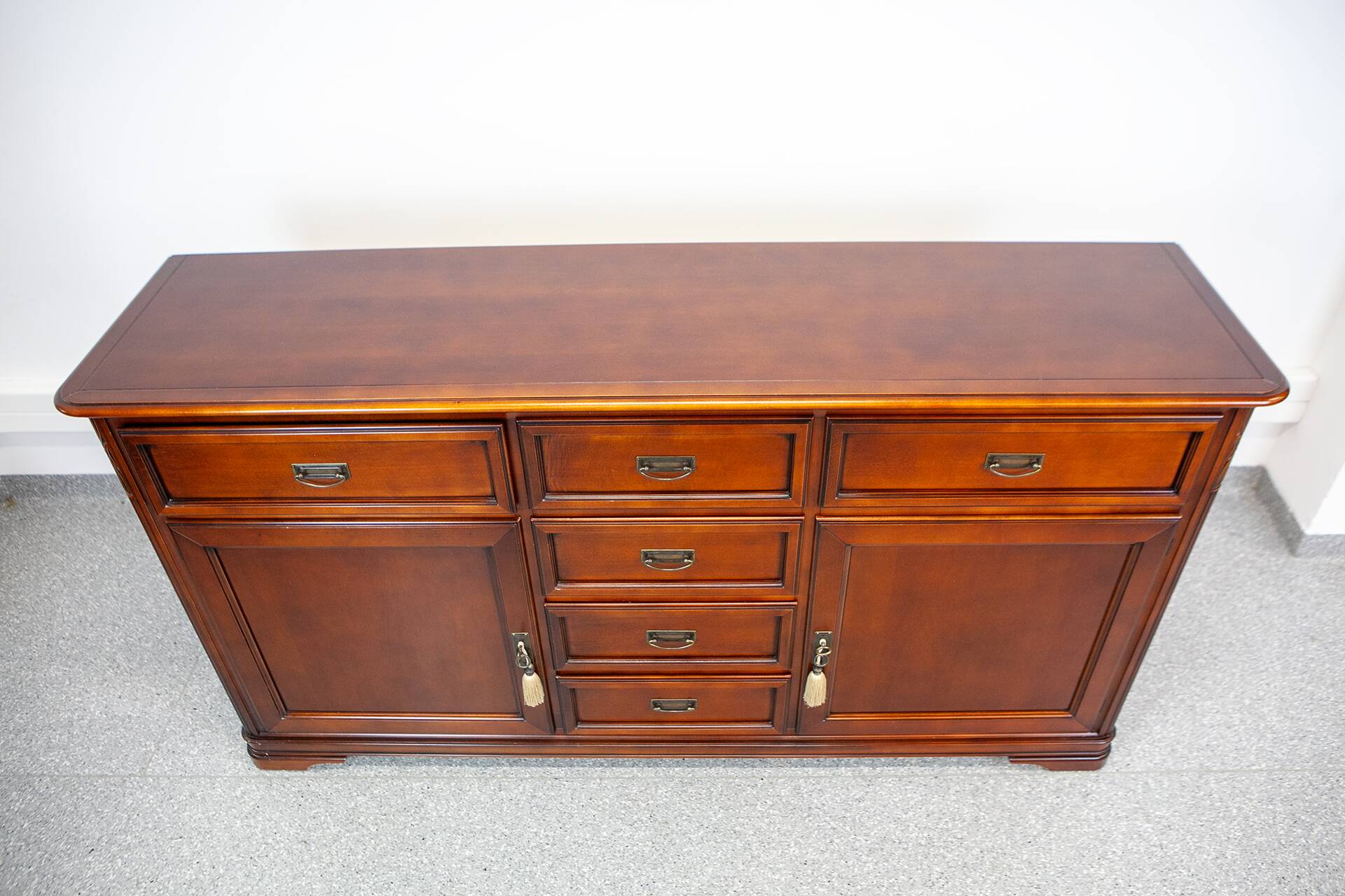 Late 20th Century Large Classical Style Mahogany Finish Sideboard with Drawers