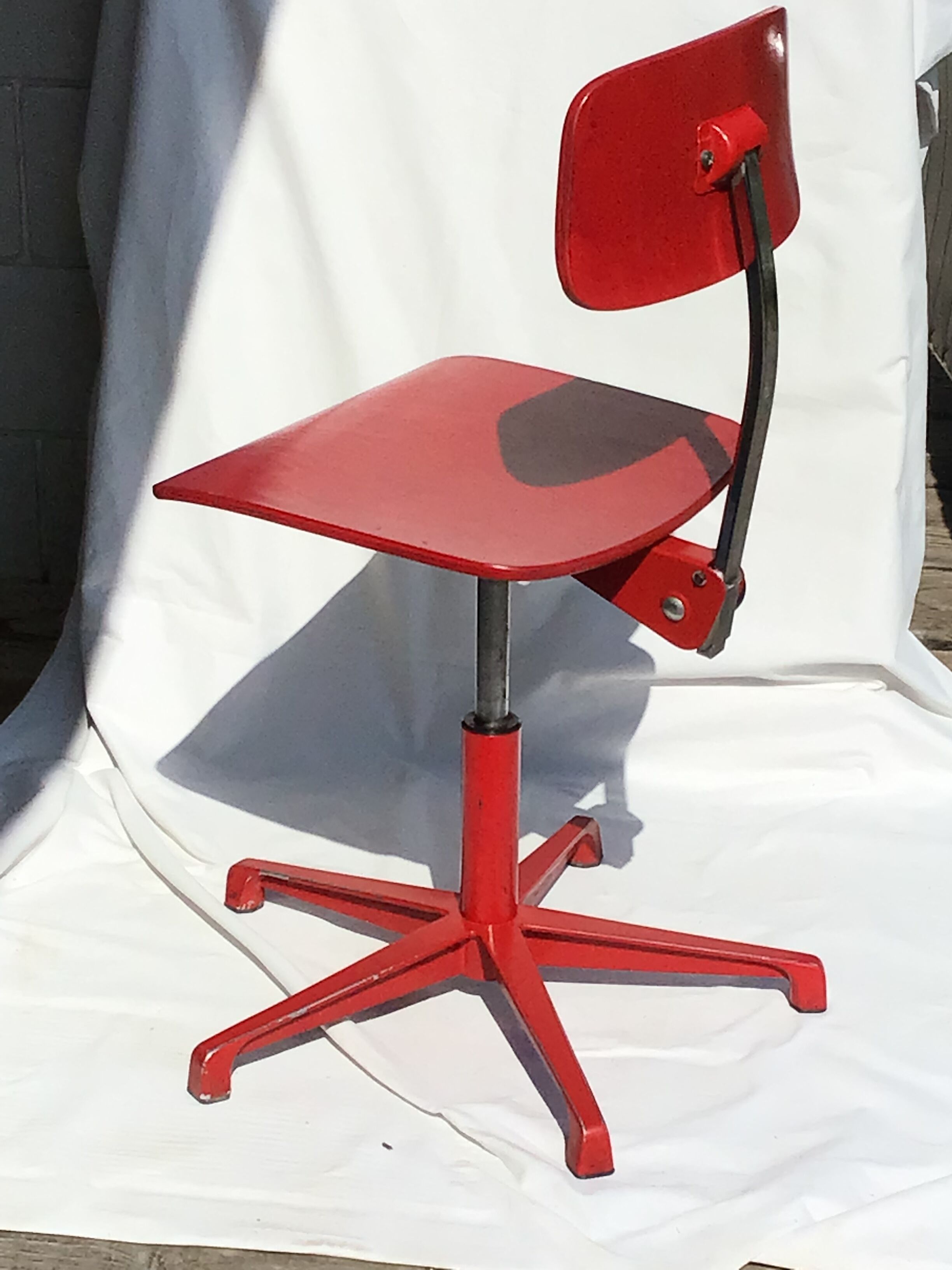 Workshop chair varnished wood Finland Ergofinn