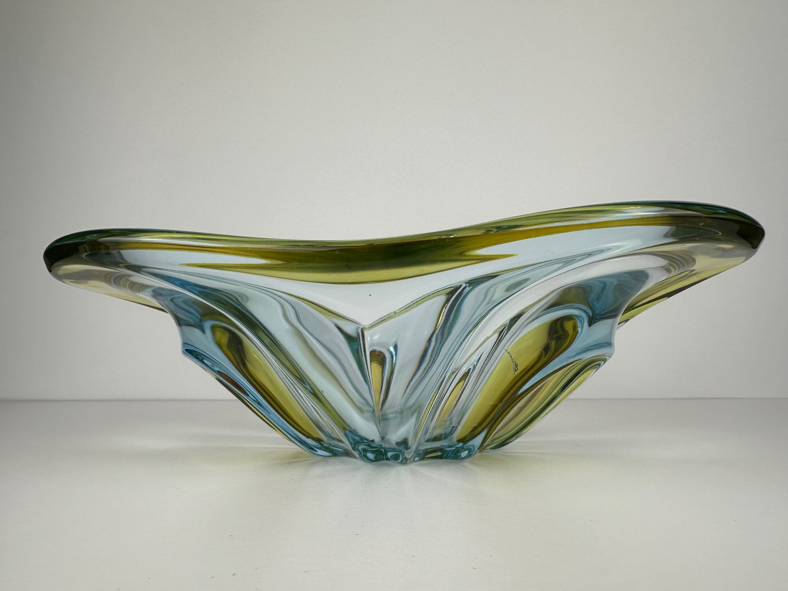 Vintage bowl – Murano glass