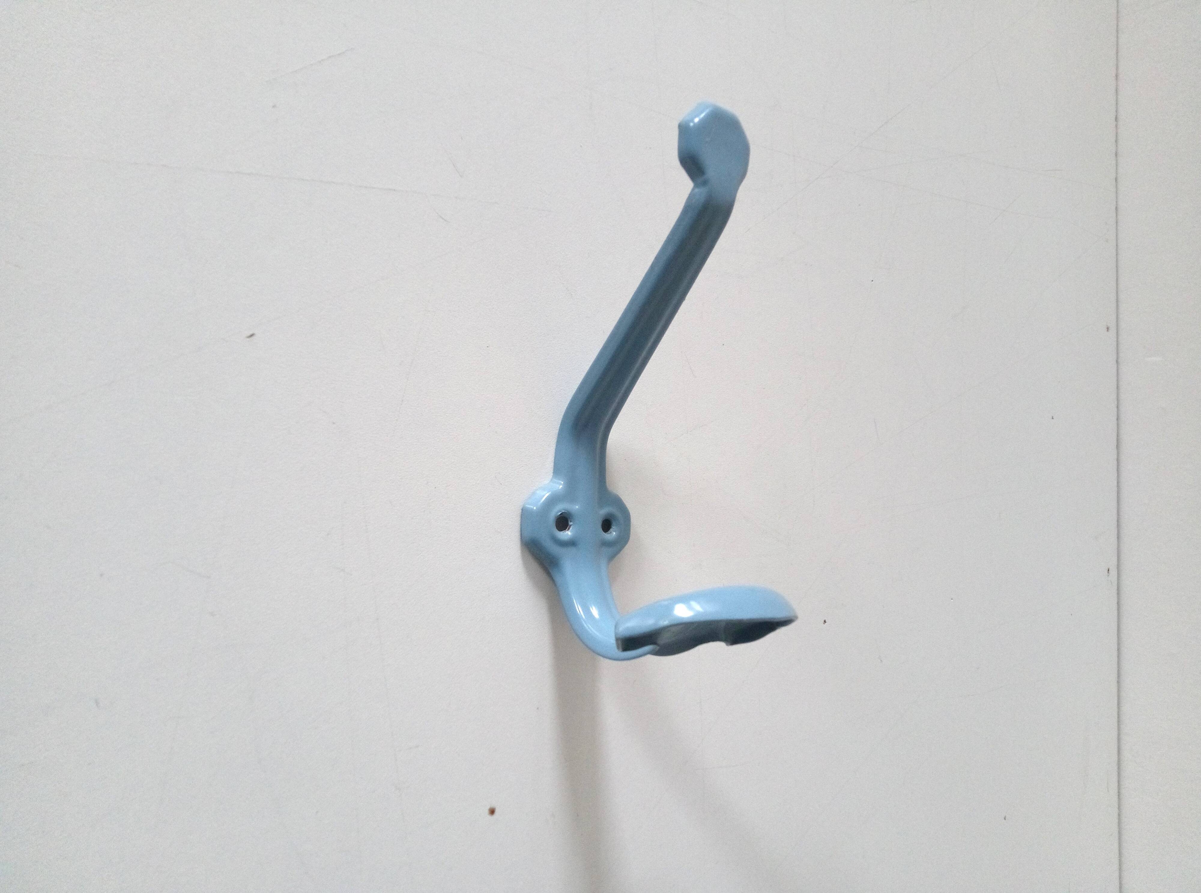 Vintage wall hook - blue lacquered metal - 1960-70