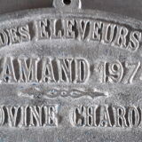 Cattle contest plate