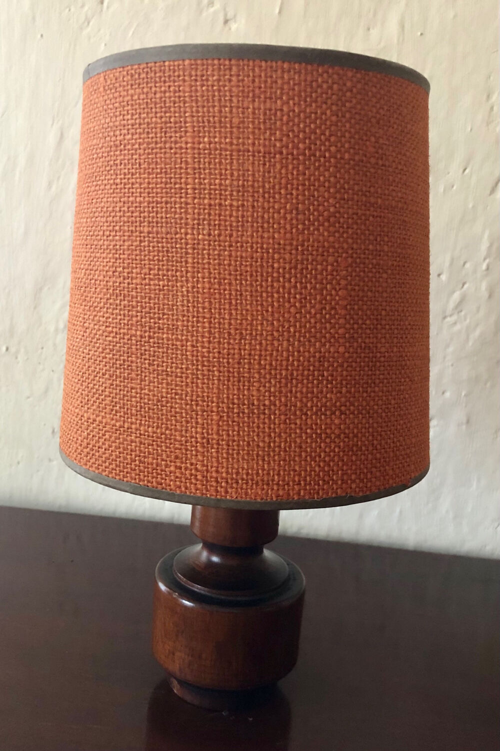 Table lamp wood and jute
