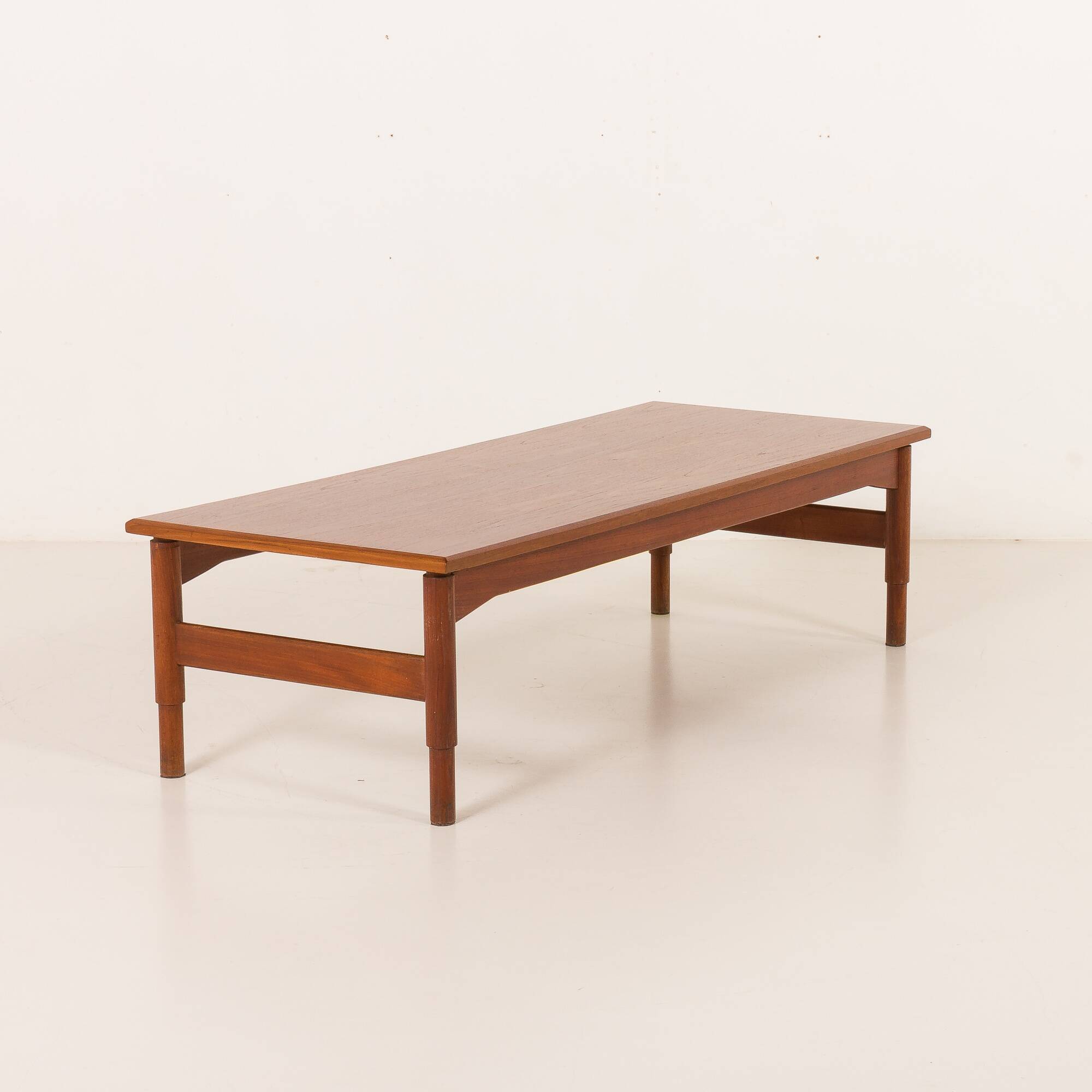 Italian mid-century low teak coffee table by Saporiti, 1960s