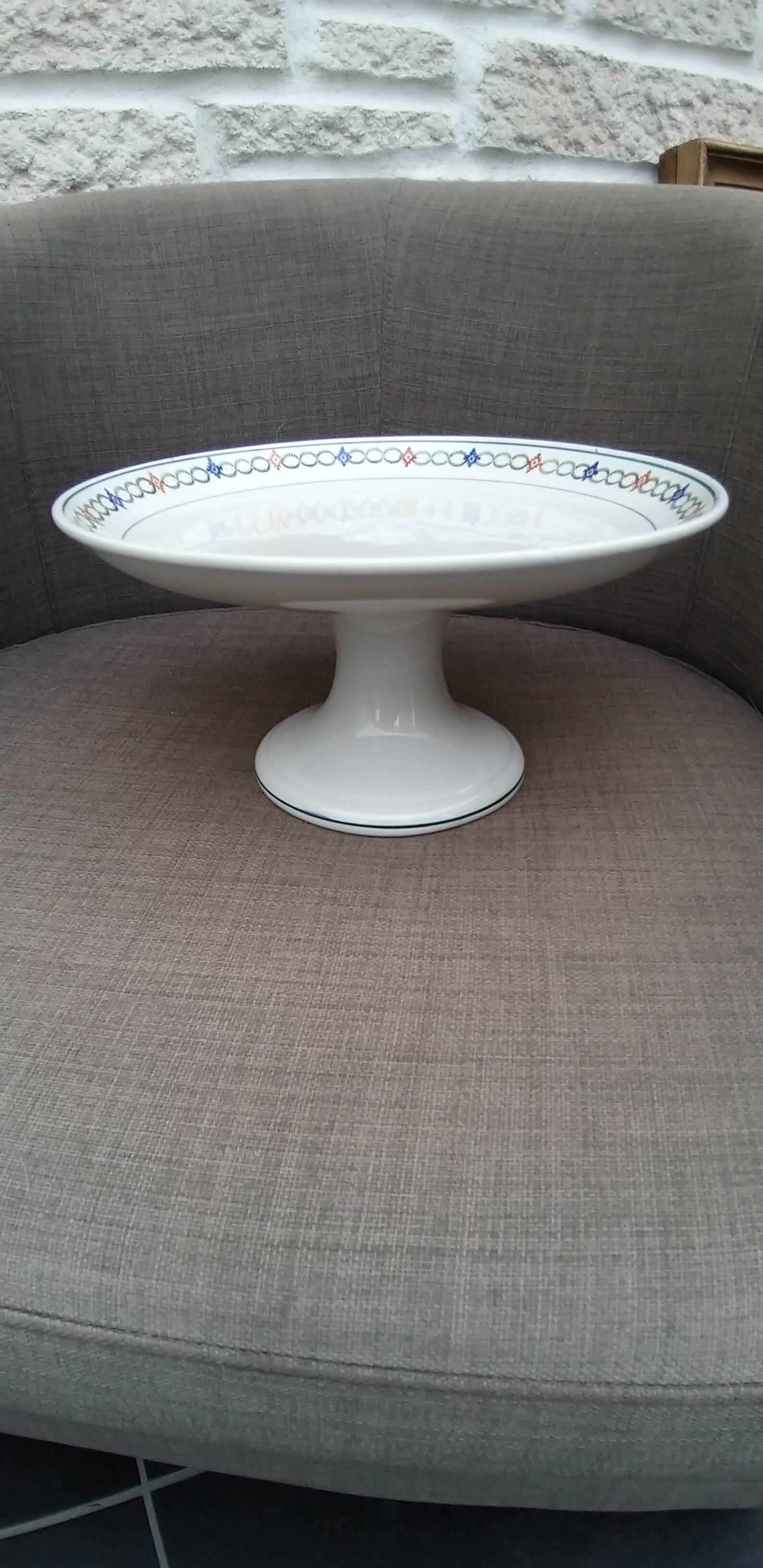 Saint amand stand bowl