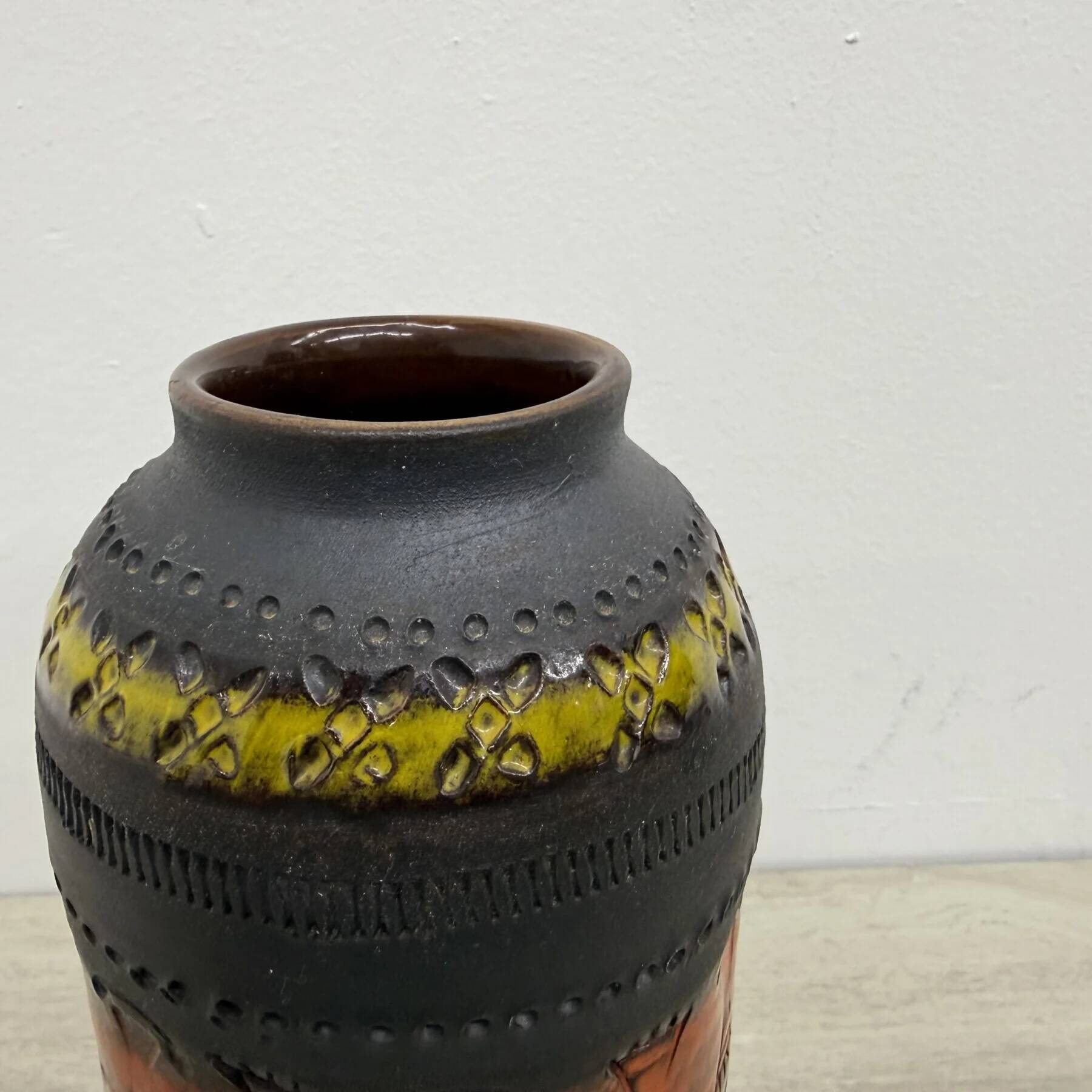 Mid-century Bitossi Genovese Aldo Londi vase Italy, 1970s